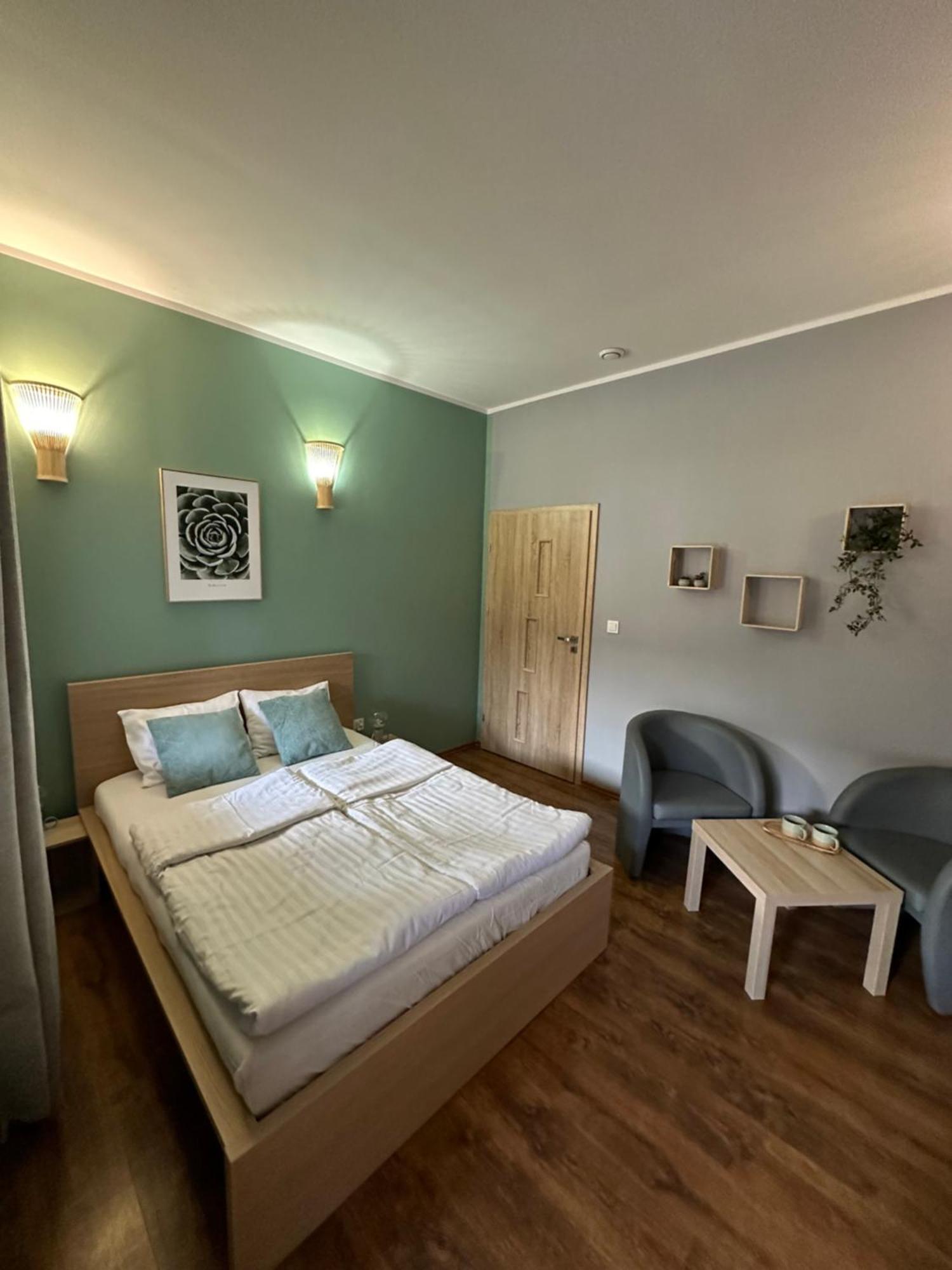 Hotel Nenufar Premium Kościan Exterior foto